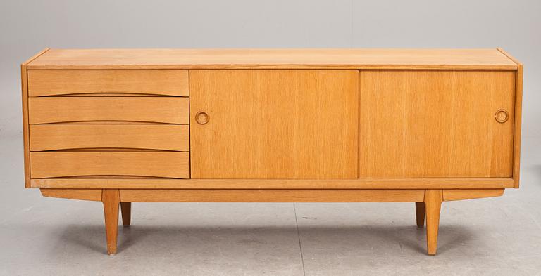 SIDEBOARD, 1900-talets andra hälft.