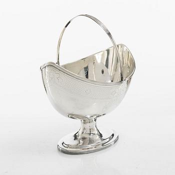 A silver bowl with handle, mark of Alexander Field, London, England 1800.