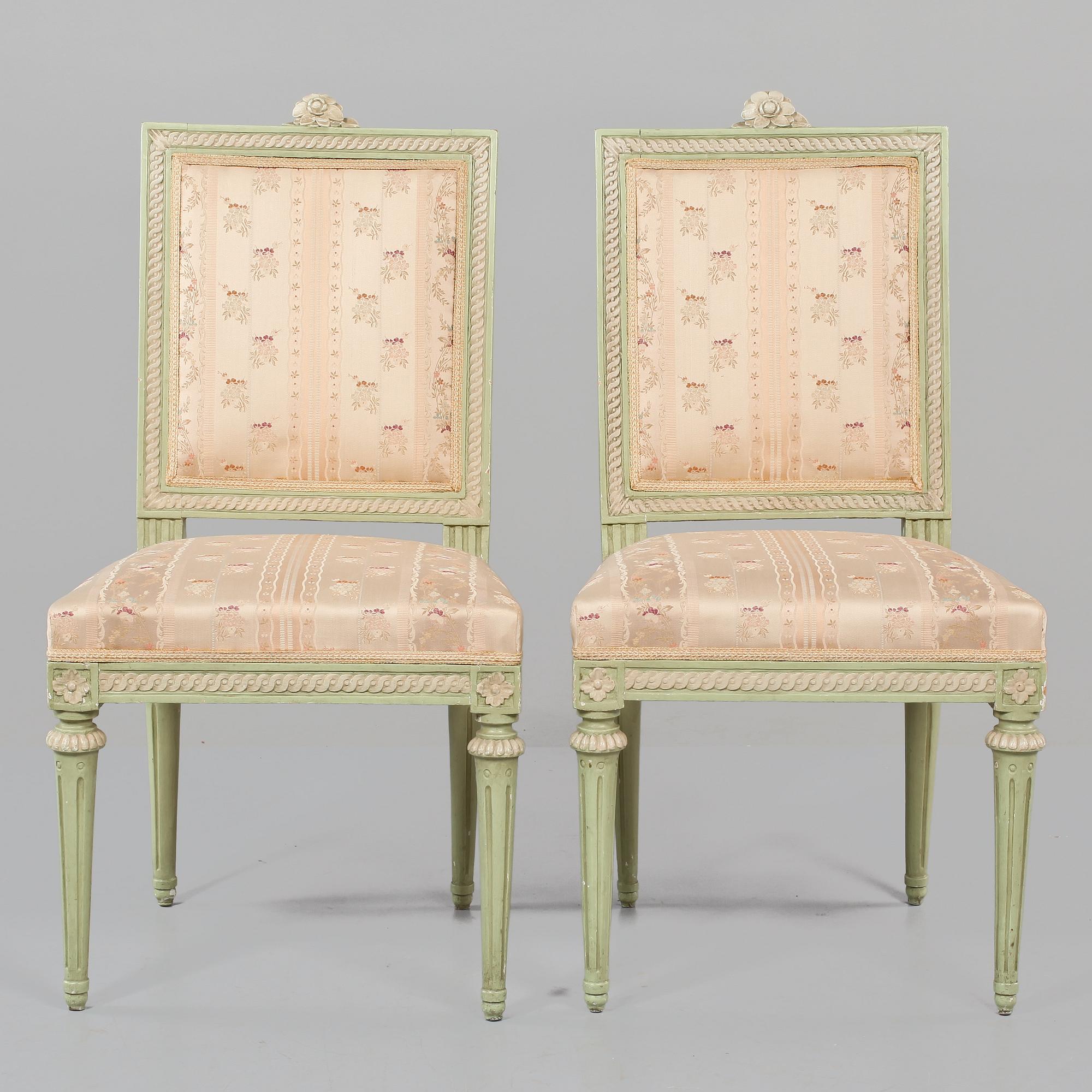 STOLAR, ett par, signerade EÖM för Erik Öhrmark, gustavianska, 1700-talets senare del.