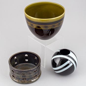 ROLF SINNEMARK, JACKIE LYND and OLLE ALBERIUS, a stoneware vase and two jardinieres, Rörstrand, Sweden.