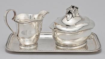KAFFESERVIS, 4 delar, silver, Eric Råström, C G Råström Stockholm, 1947 samt 1948. Vikt 1 690 g.