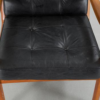 A lounge chair by Ole Wanscher, model "Senator", third quarter of the 20th century.