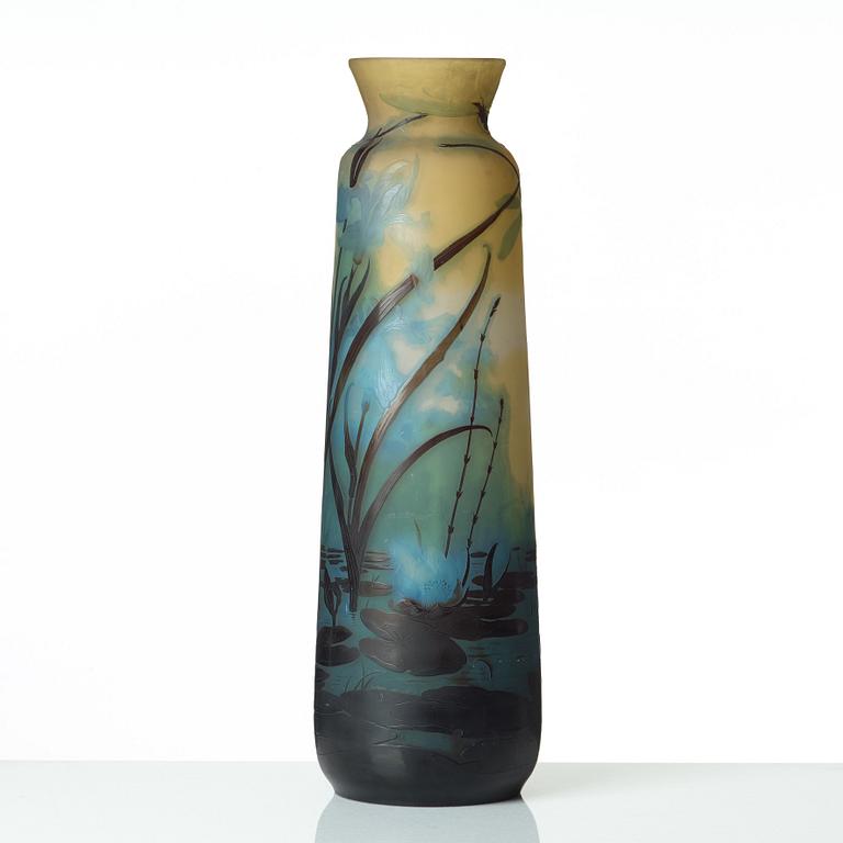 Emile Gallé, an Art Nouveau cameo glass vase, Nancy, France, early 1900's.