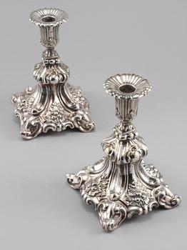 LJUSSTAKAR, nysilver, barockstil, 1900-tal.