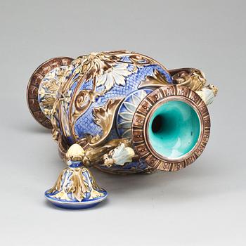 PRAKTURNA MED LOCK, majolika, Rörstrand, 1800-talets slut.