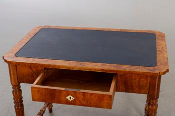 SKRIVBORD 1800-talets andra hälft.