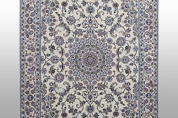 Matta, Nain, part silk, 6 laa, ca. 250 x 160 cm.