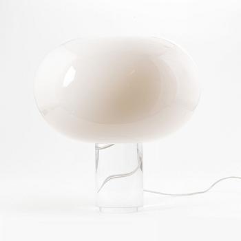 Rodolfo Dordoni, a *Buds Tavolo' table light from Foscarini, Italy.