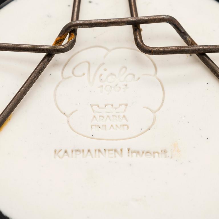Birger Kaipiainen, vateja 3, kpl, keramiikkaa, leimattu "Viola 1967, Arabia Suomi, Kaipiainen Invenit".