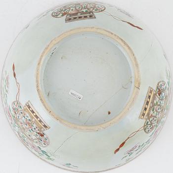 A Chinese famille rose punch bowl, Qing dynasty, Qianlong (1736-95).