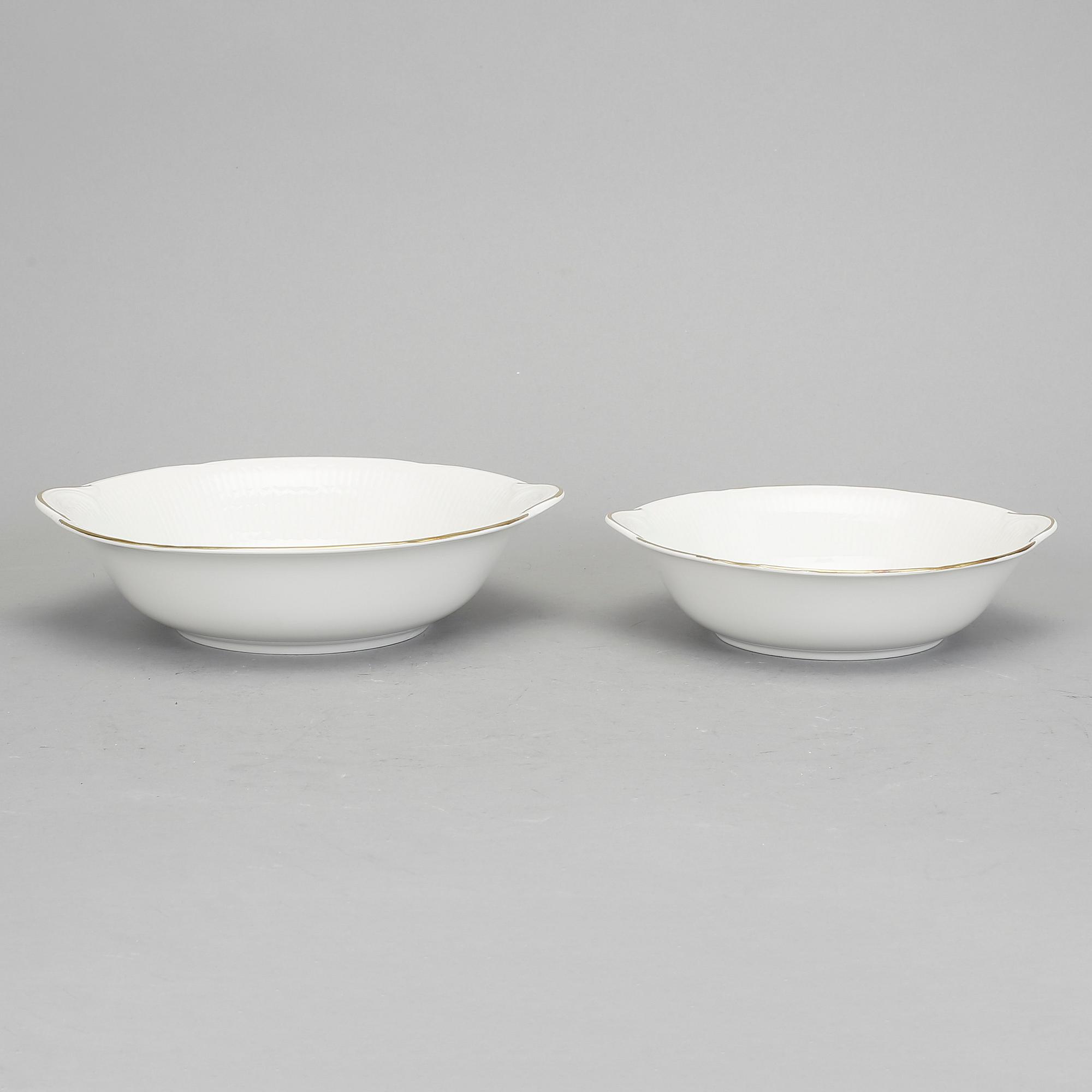 SERVISDELAR, 89 st, "Swedish grace", Louise Adelborg, Rörstrand, 1900-talets andra hälft.