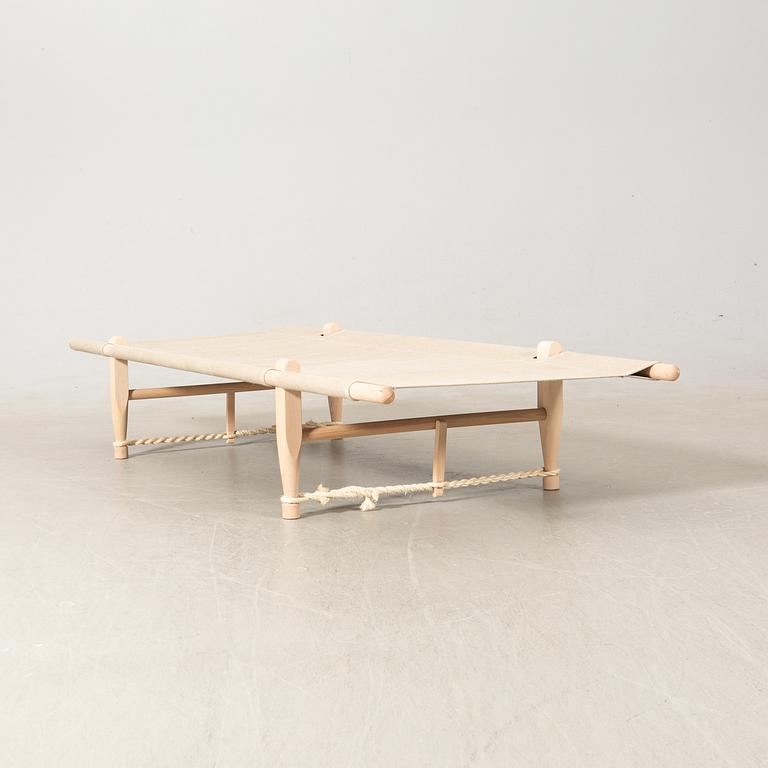 Ole Gjerløv-Knudsen, daybed model "OGK", Skovshoved Møbelfabrik, Denmark, second half of the 20th century.