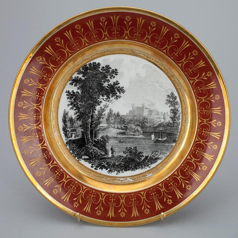 TALLRIK, porslin, Kejserliga Porslinsmanufakturen i S:t Petersburg 1809-1817.