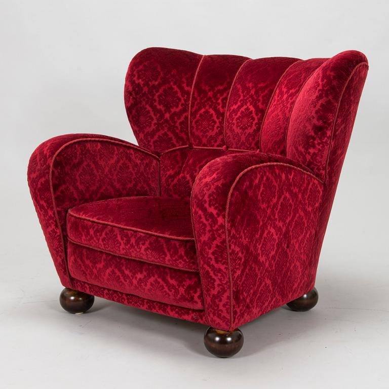 Märta Blomstedt, an 'Aulanko-model' armchair. Designed in 1939.