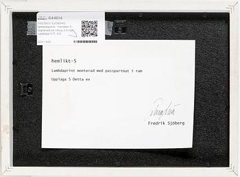 FREDRIK SJÖBERG, lambdaprint, "Hemlikt-5", signerad på intyg a tergo, upplaga 5/5.