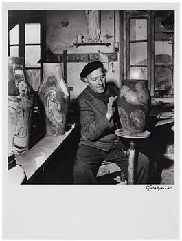 Gisèle Freund, "Marc Chagall dans son atelier à Vence, 1954".