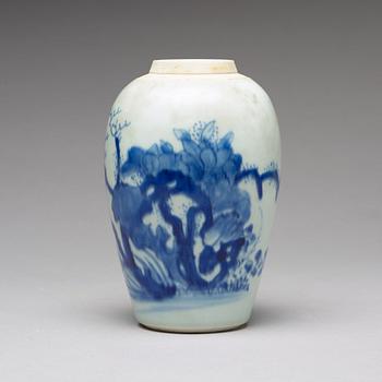 A blue and white Transitional vase, 17th Century.