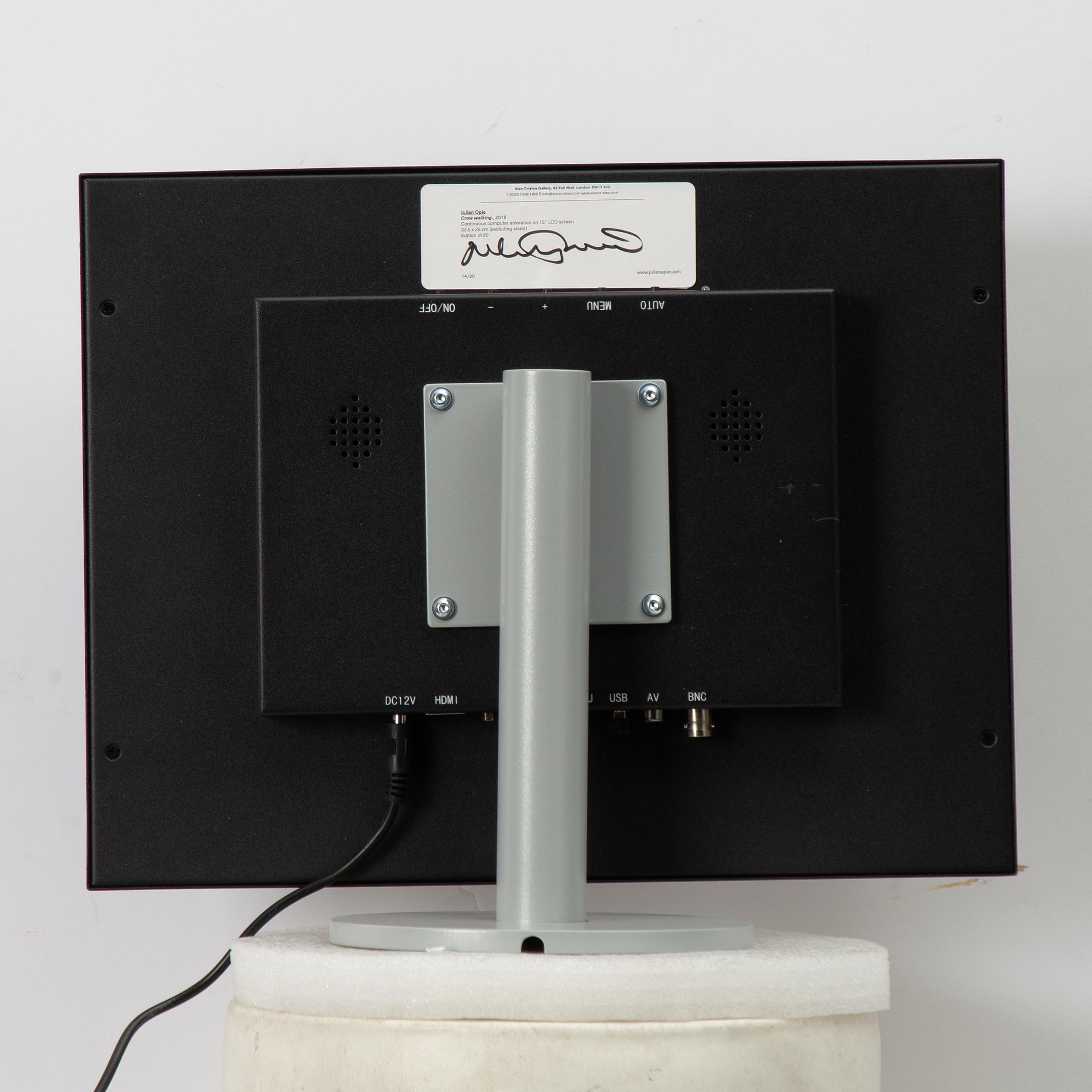 Julian Opie, "Crow walking", 2018.