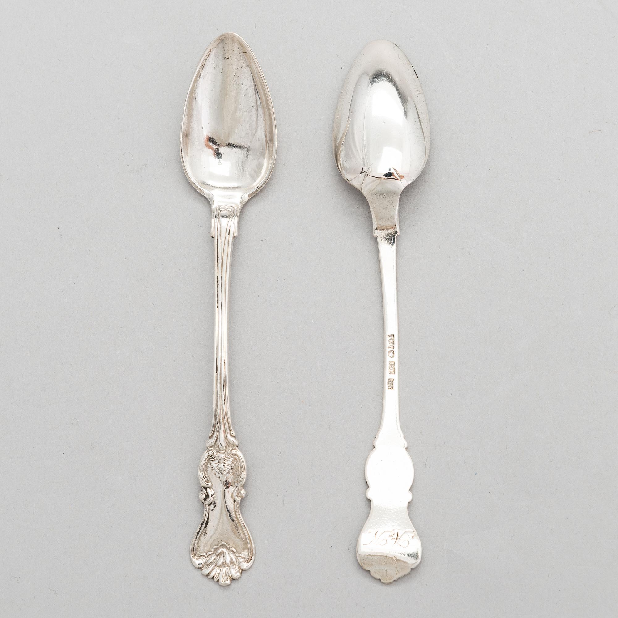 GUSTAF ADOLF BJÖRKLUND, Strösked, gräddsnäcka och skedar, silver, totalt 18 delar, Joensuu, Finland 1870.