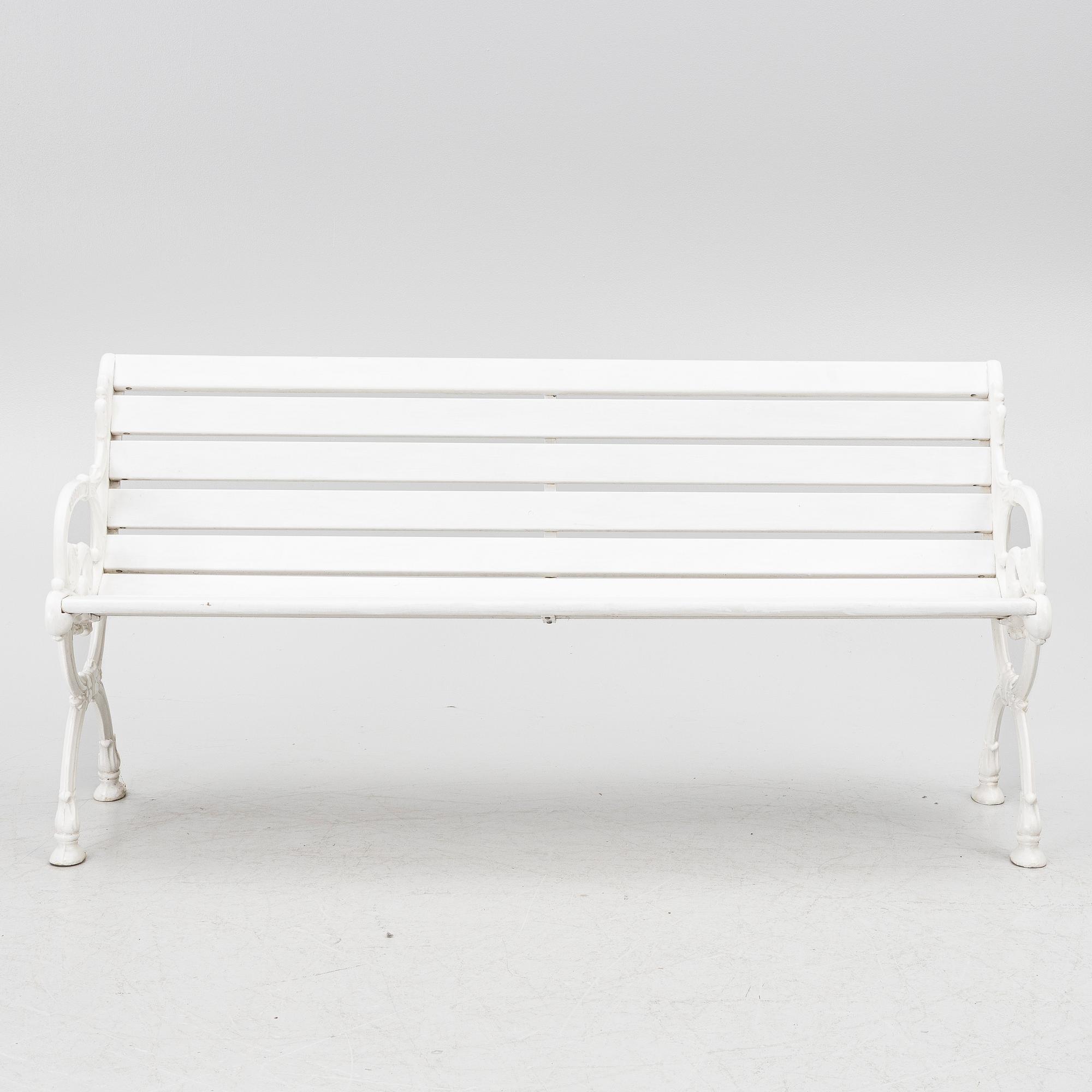 Trädgårdsgrupp, 4 delar, Byarum, 1900-talets andra hälft.