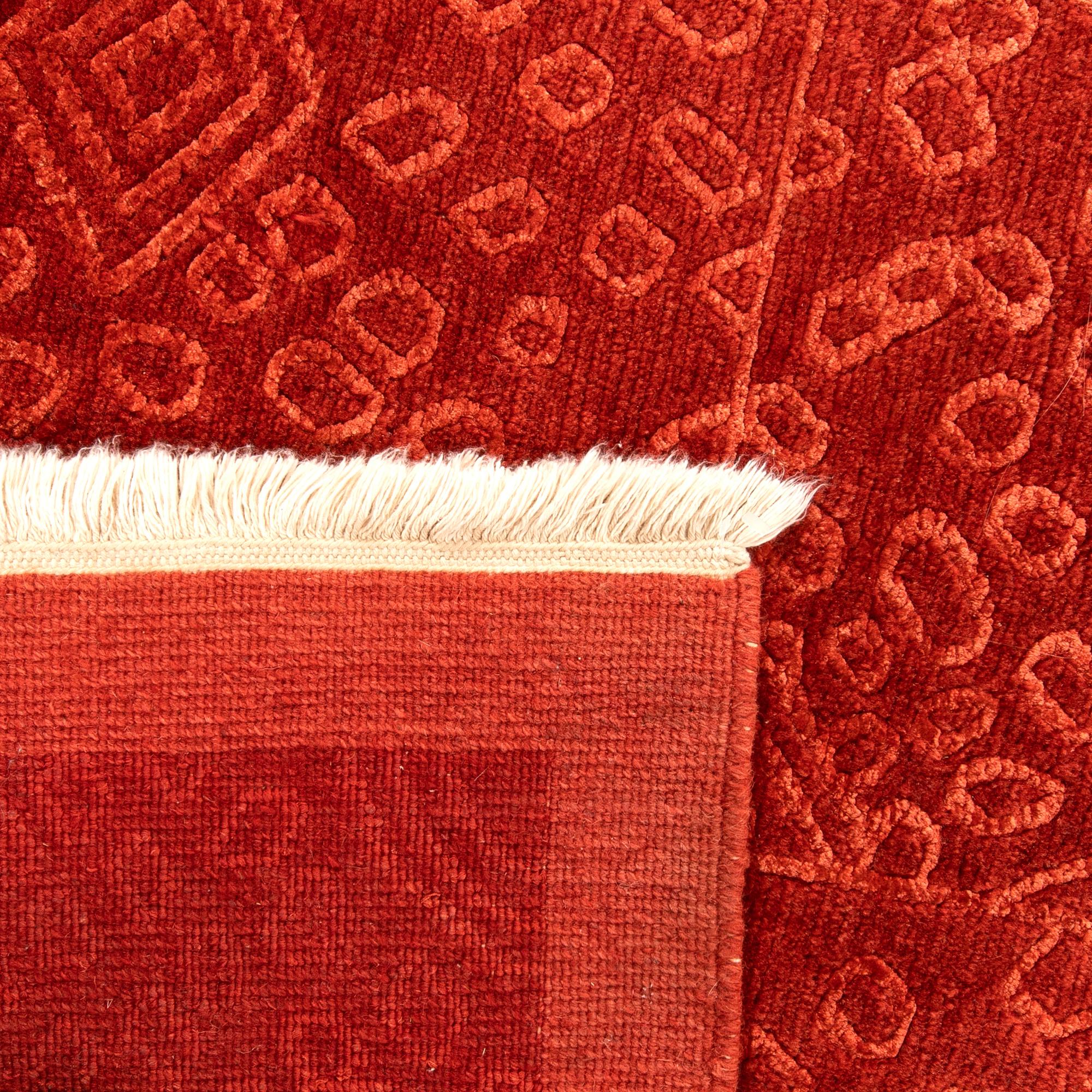 Carpet approx. 340x247 cm.