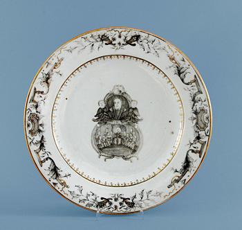 1406. FAT, kompaniporslin. Qing dynastin, Qianlong (1736-95).