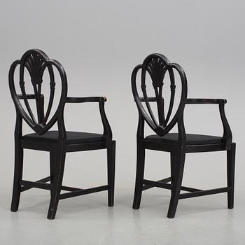 KARMSTOLAR, ett par. England, 1900-talets mitt.