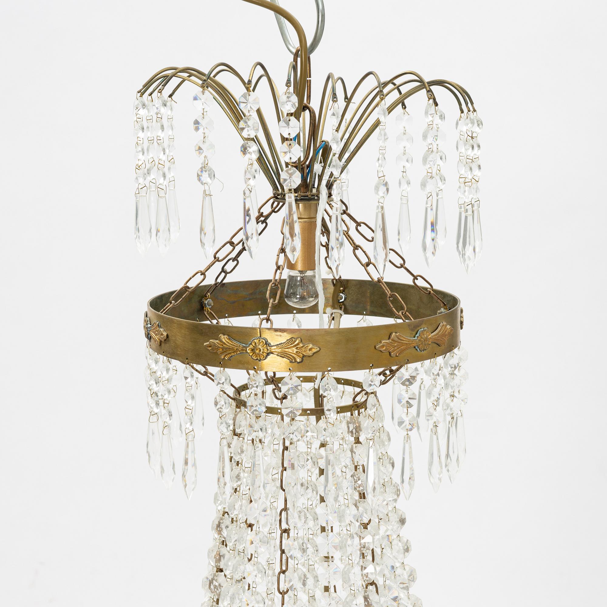 Ljuskrona, empirestil, 1900-talets andra hälft.