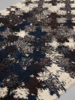 Ingrid Dessau, Matto, "Björnloka", knotted pile, ca 238-239 x 181-183,5 cm, designed by Ingrid Dessau.