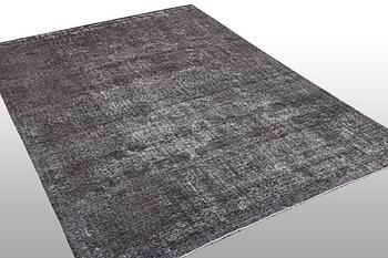 A carpet, oriental, vintage design, ca 351 x 244 cm.