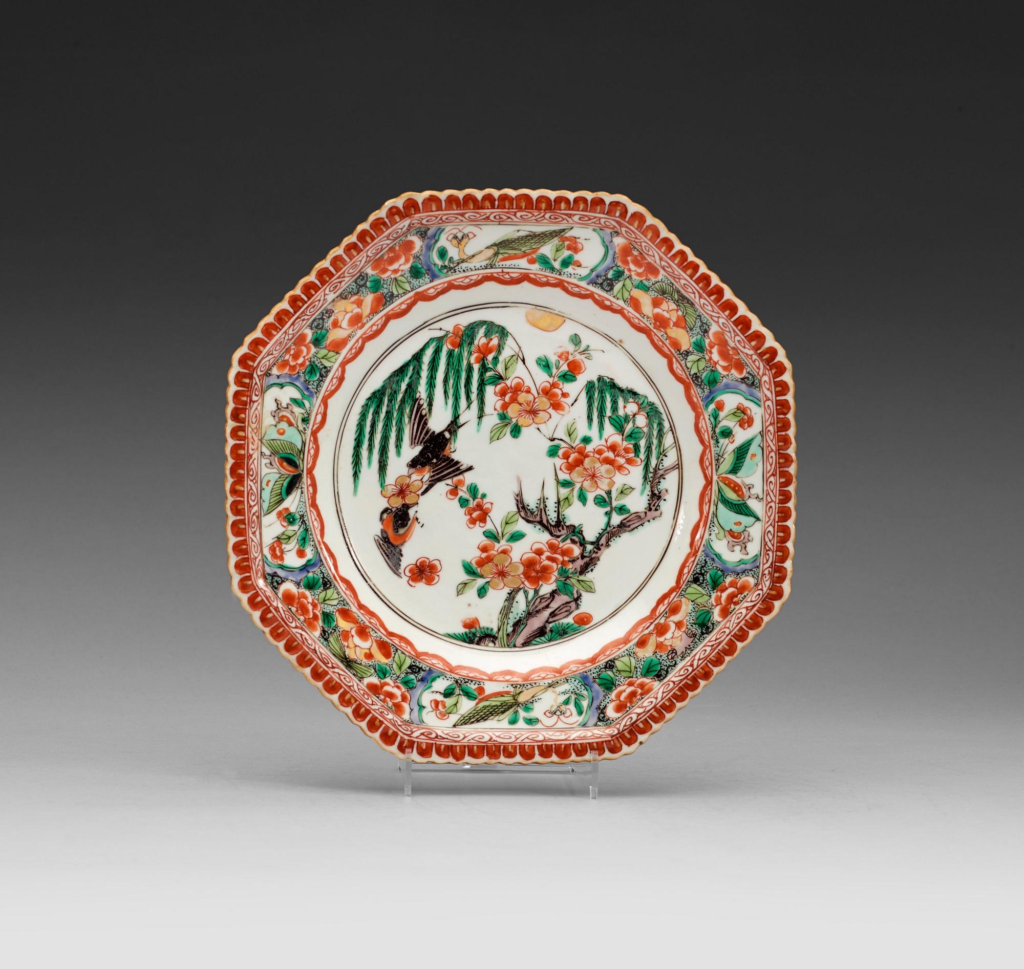 A set of eight famille verte dishes, Qing dynasty Kangxi (1662-1722).
