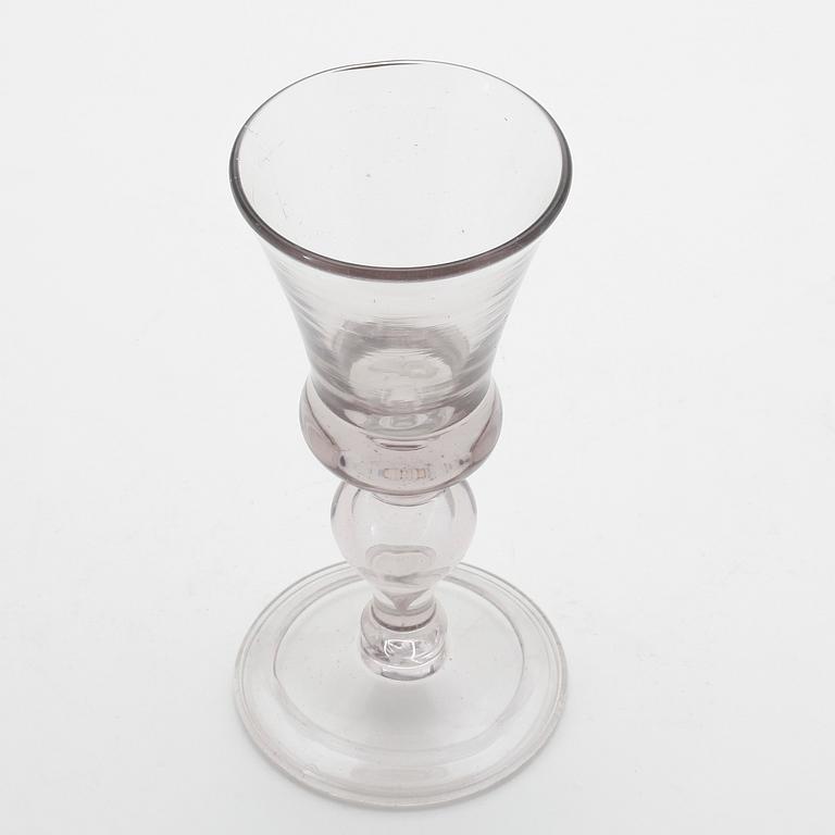 VINGLAS, 1700-tal.