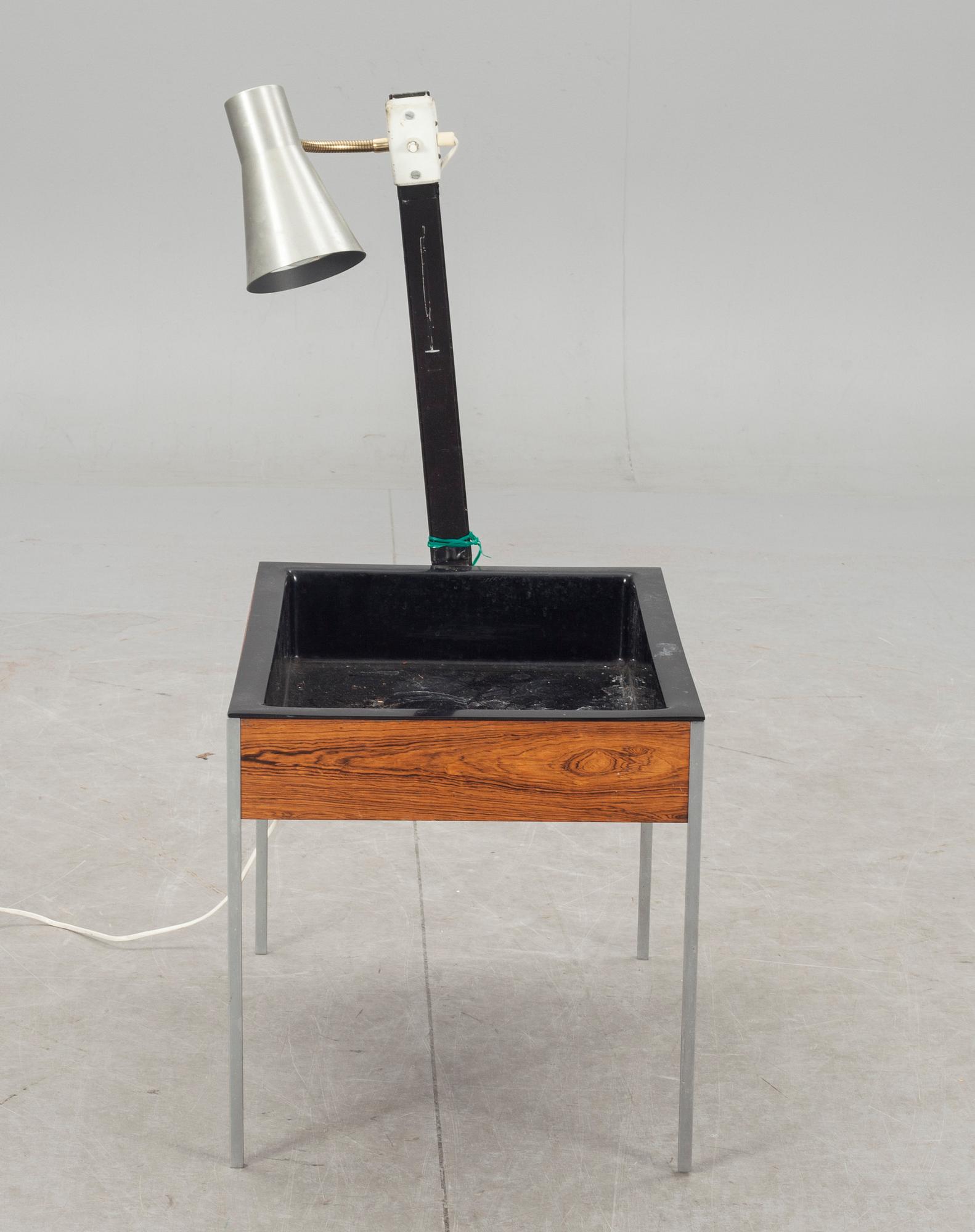 BLOMSTERBORD, 1900-talets andra hälft.