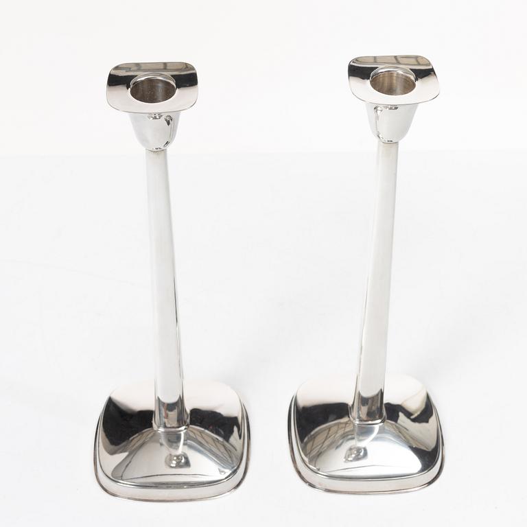 Guldsmedsaktiebolaget (GAB), a pair of silver candlesticks, design Sven-Arne Gillgren, Stockholm 1963.