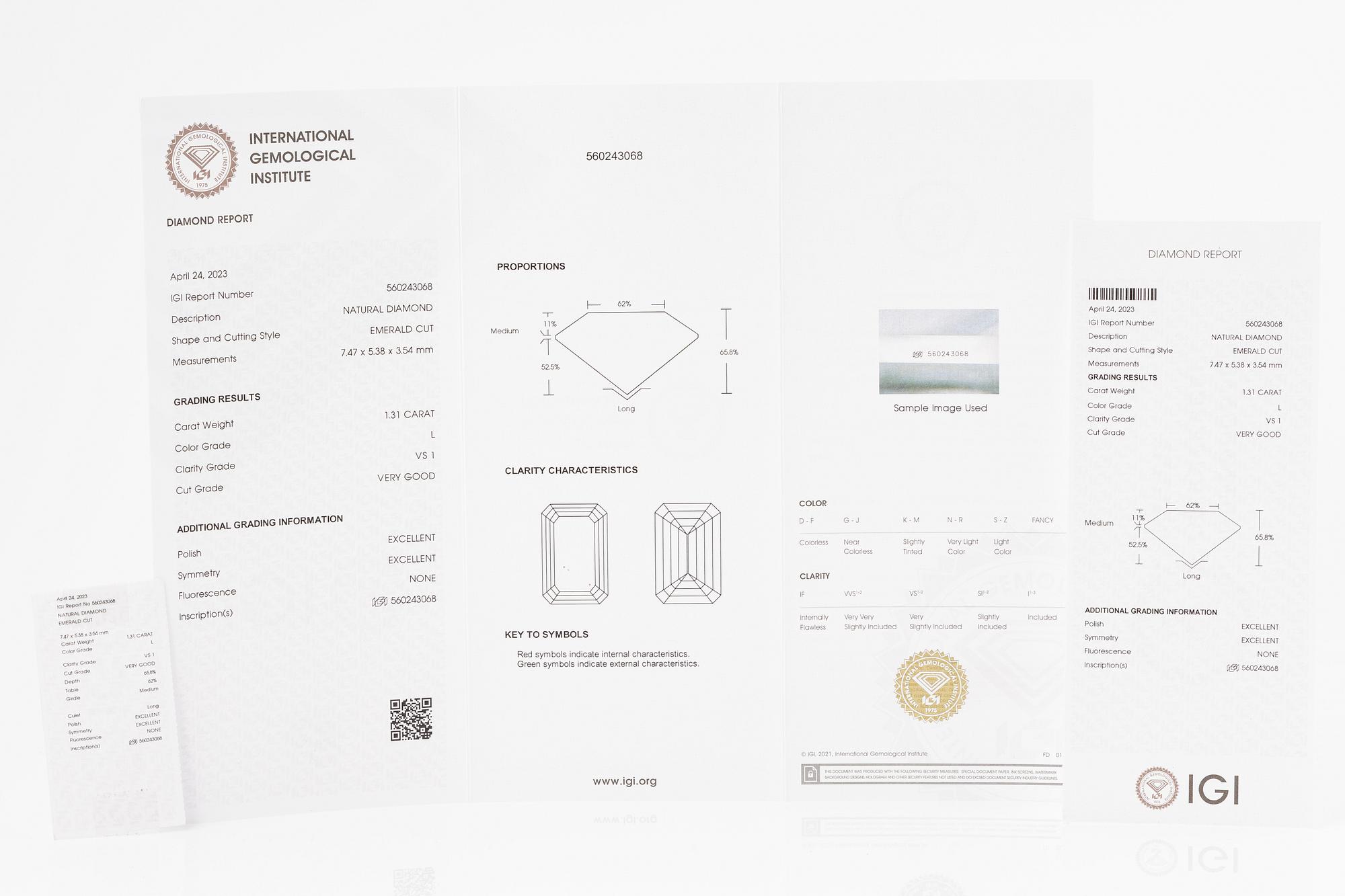 Necklace 18K white gold with pear-shaped and emerald-cut diamond accompanied by IGI and GIA report.