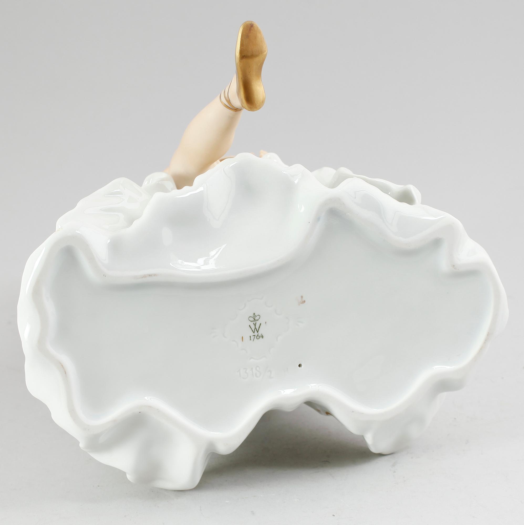 FIGUR, porslin, Wallendorf, 1900-talets mitt.