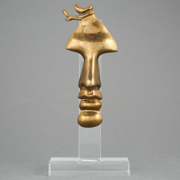 FERNANDEZ ARMAN, skulptur, guldpatinerad brons, signerad och numrerad 115/200. Utförd 1986.