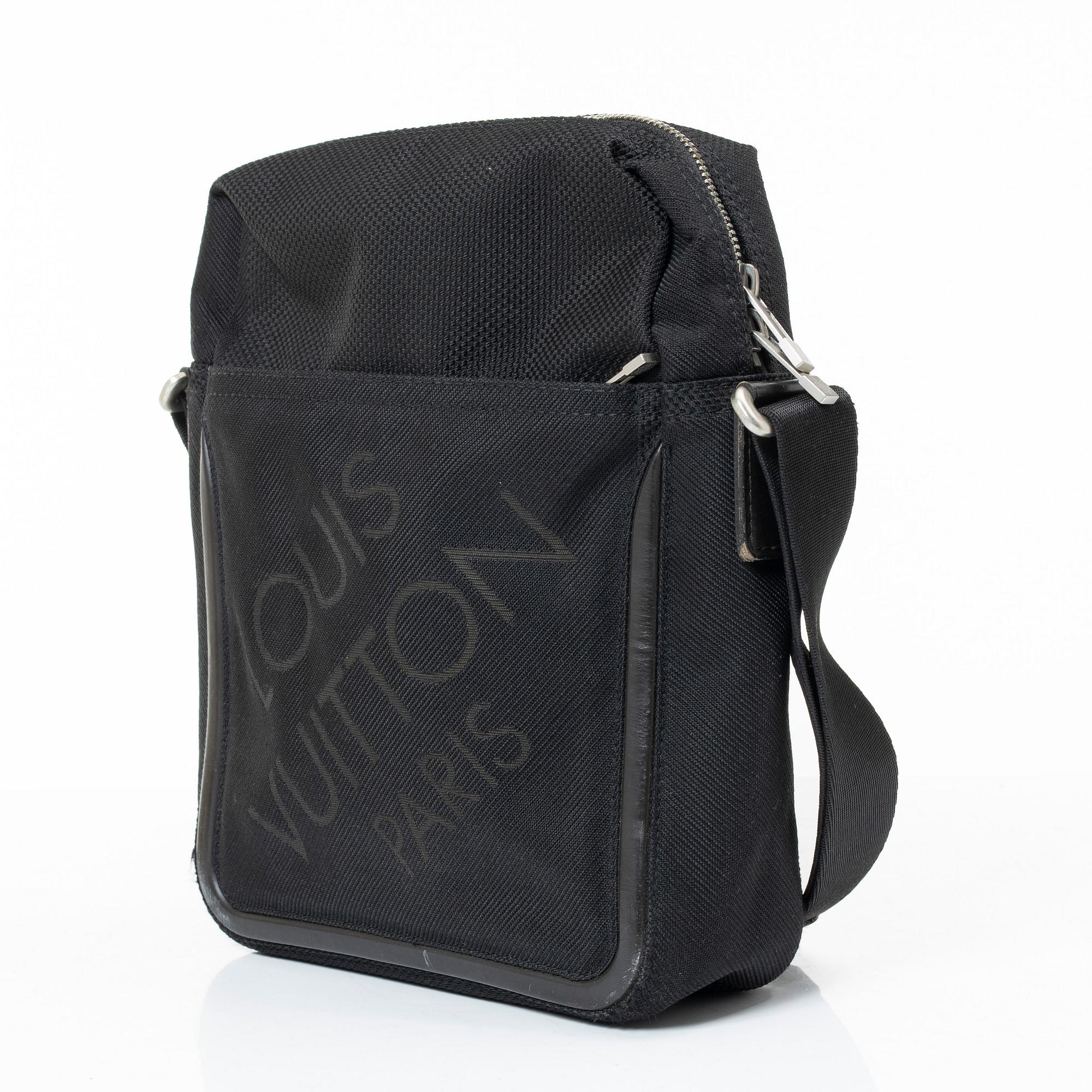 Louis Vuitton, väska "Geant Citadin PM Messenger Bag", 2005.