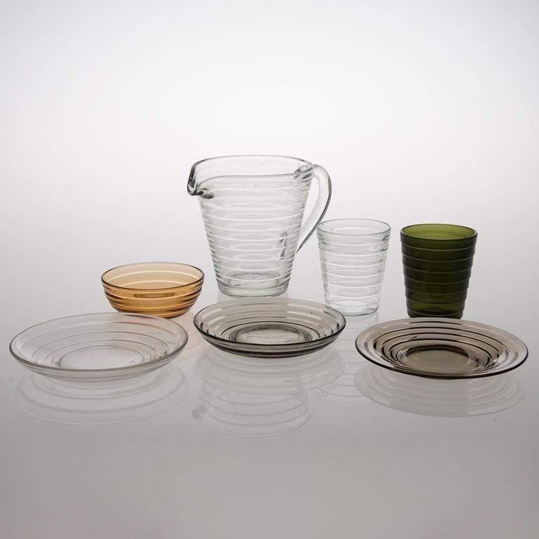 Pitcher, glasses, 8 pcs, plates 12 pcs and a bowl, 'Bölgeblick', Mid-20th Century .