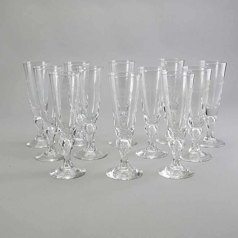 A set of 12 Champagne glass "Antik" Reijmyre second half of the 20th century.