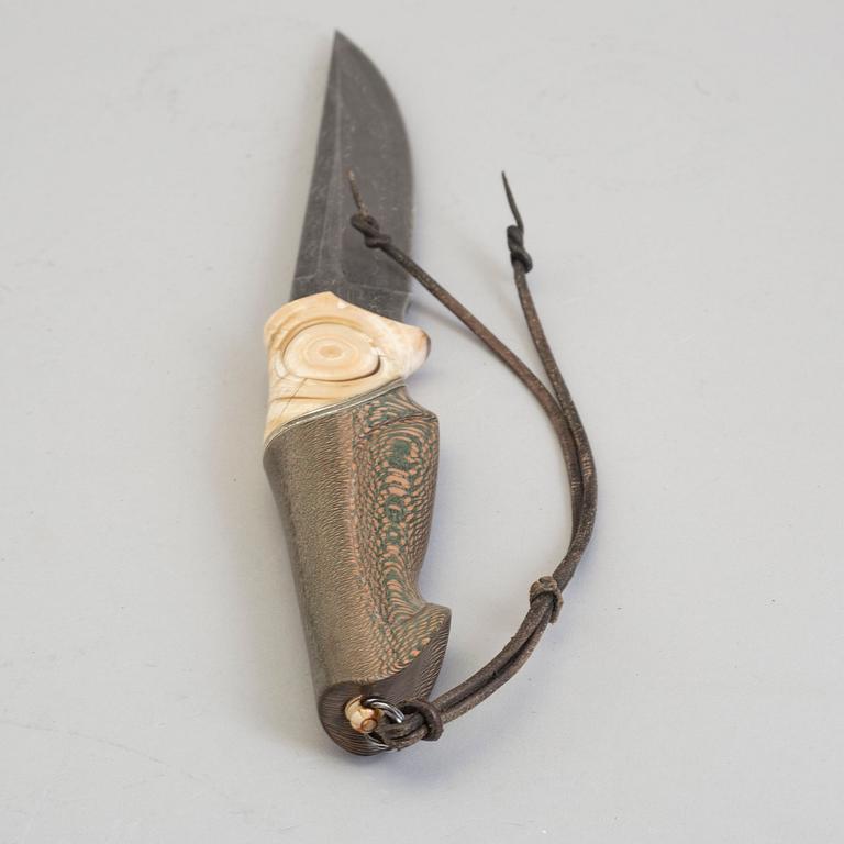 A contemporary knife by Andrzej Rybak.