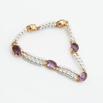 Bracelet, Engelbert, 18K gold with amethysts and pearls.