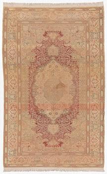 An antique Kayseri carpet, central Anatolia approx. 294 x 182 cm.