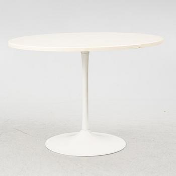 Robin Day, matbord samt fyra stolar, Hille, Storbritannien.