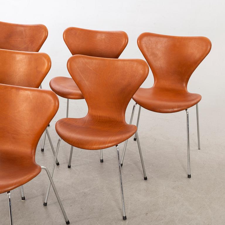 ARNE JACOBSEN, 6 st, "Sjuan", Fritz Hansen.