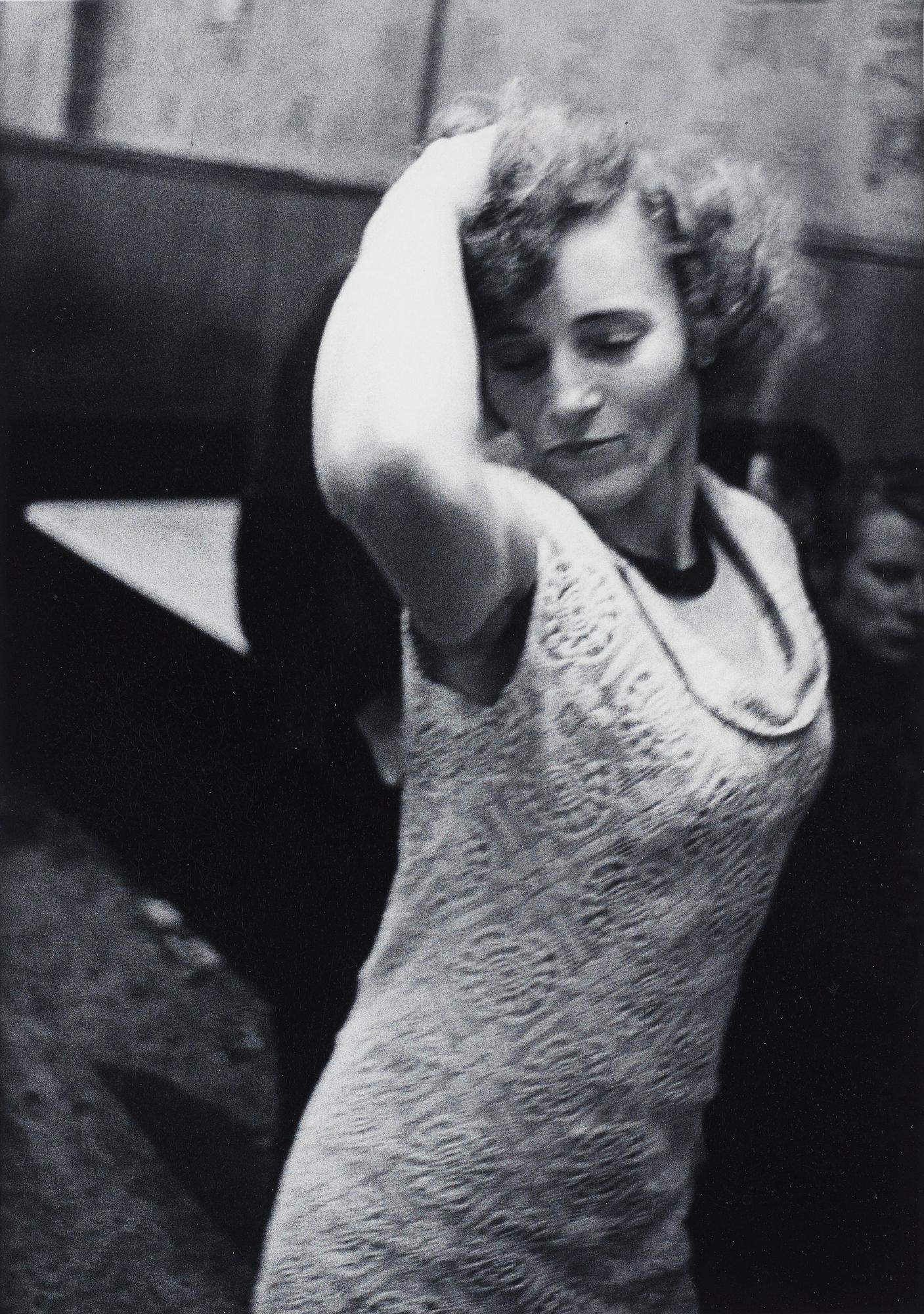 Anders Petersen, "Marlene, Café Lehmitz, Hamburg", 1970.