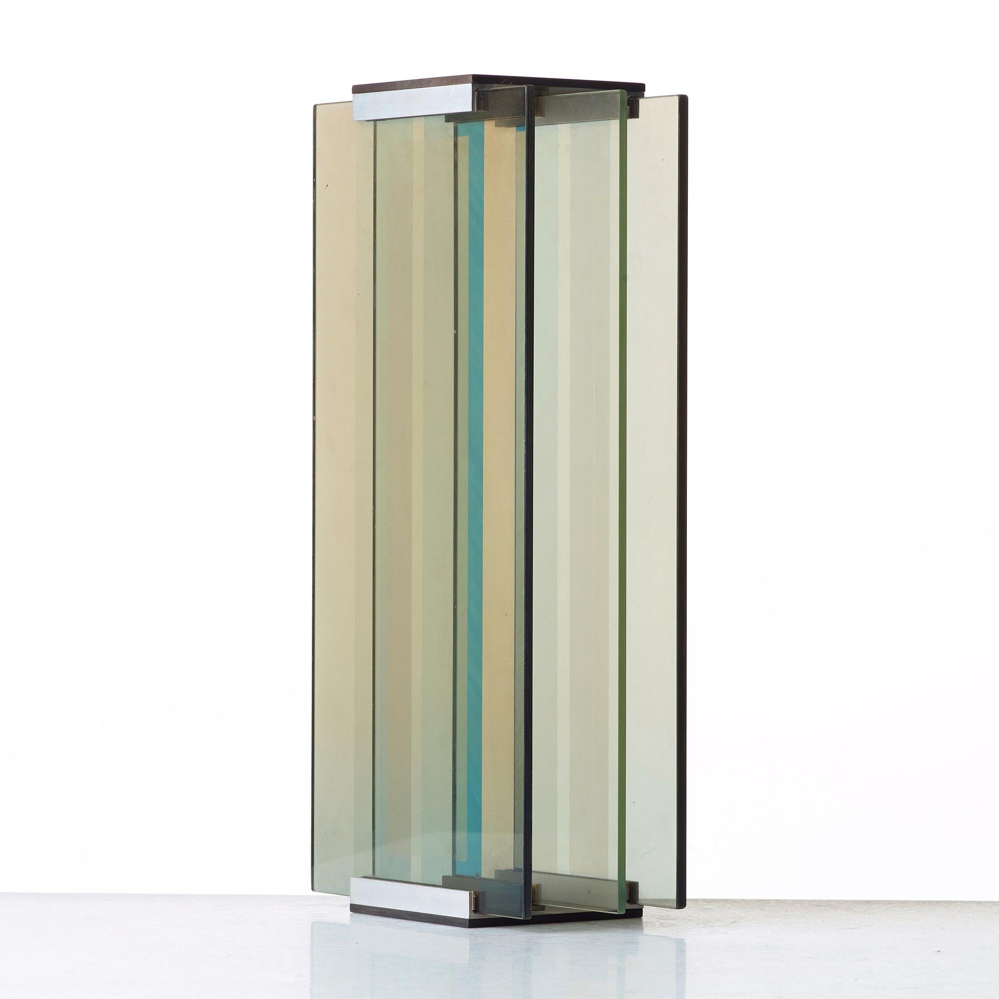 Eric H Olson, "Optochromi".