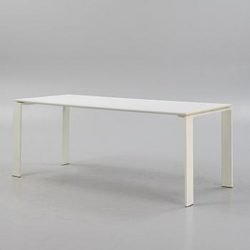 Ferruccio Laviani, matbord, "Four", Kartell, Italien.