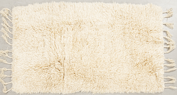 A Konya Yatak carpet approx 214x125 cm.
