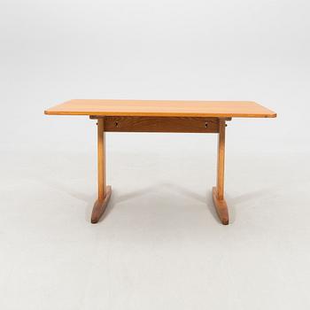 Børge Mogensen, Shaker-model dining table, Denmark, late 20th century.